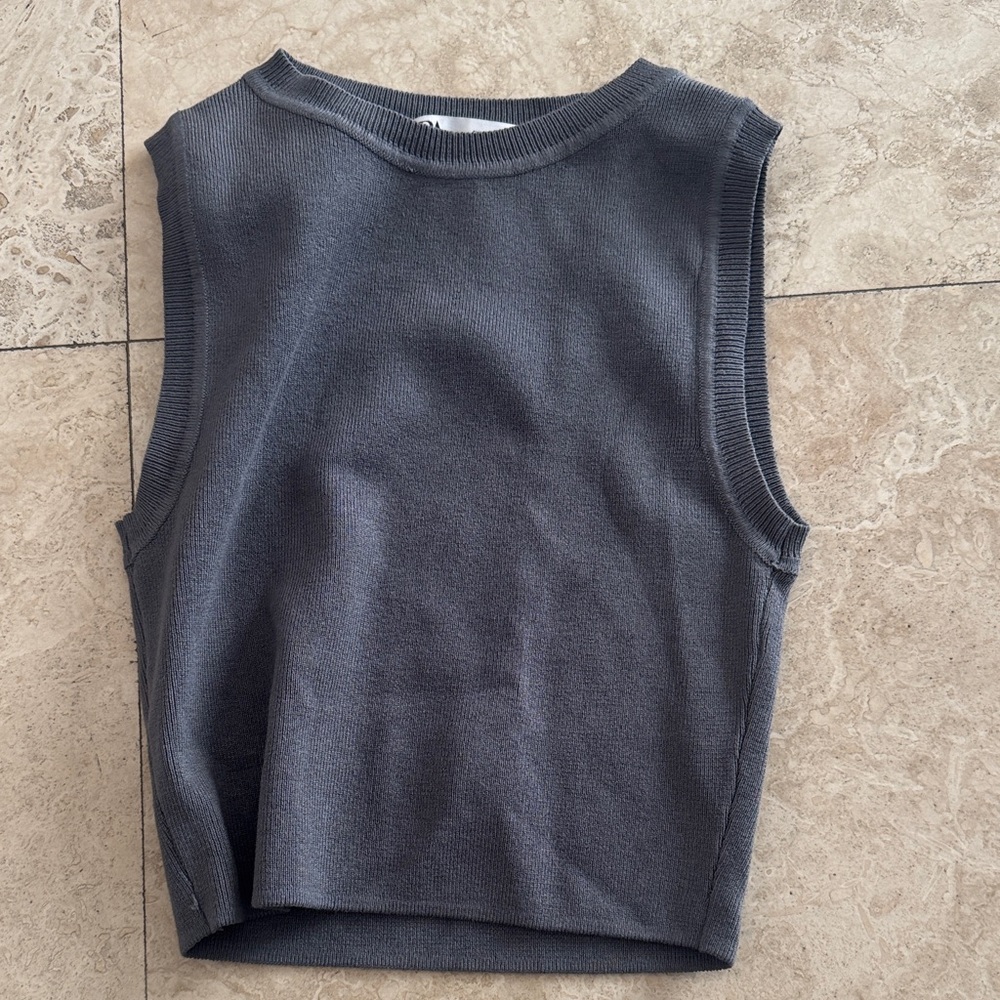 Zara Charcoal Sleeveless Knit Crop Top